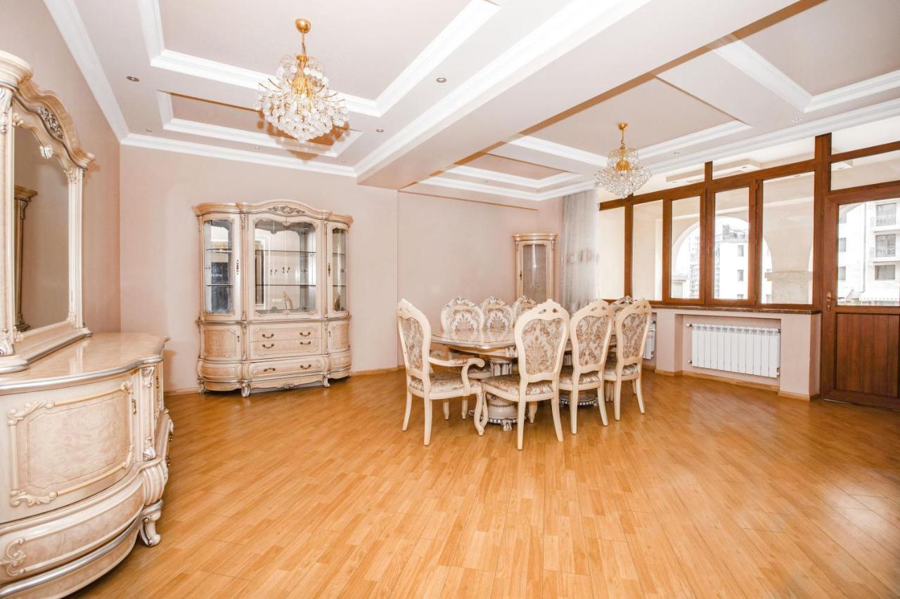 Stay Inn Apartments On Amiryan 4-6 Ереван Экстерьер фото
