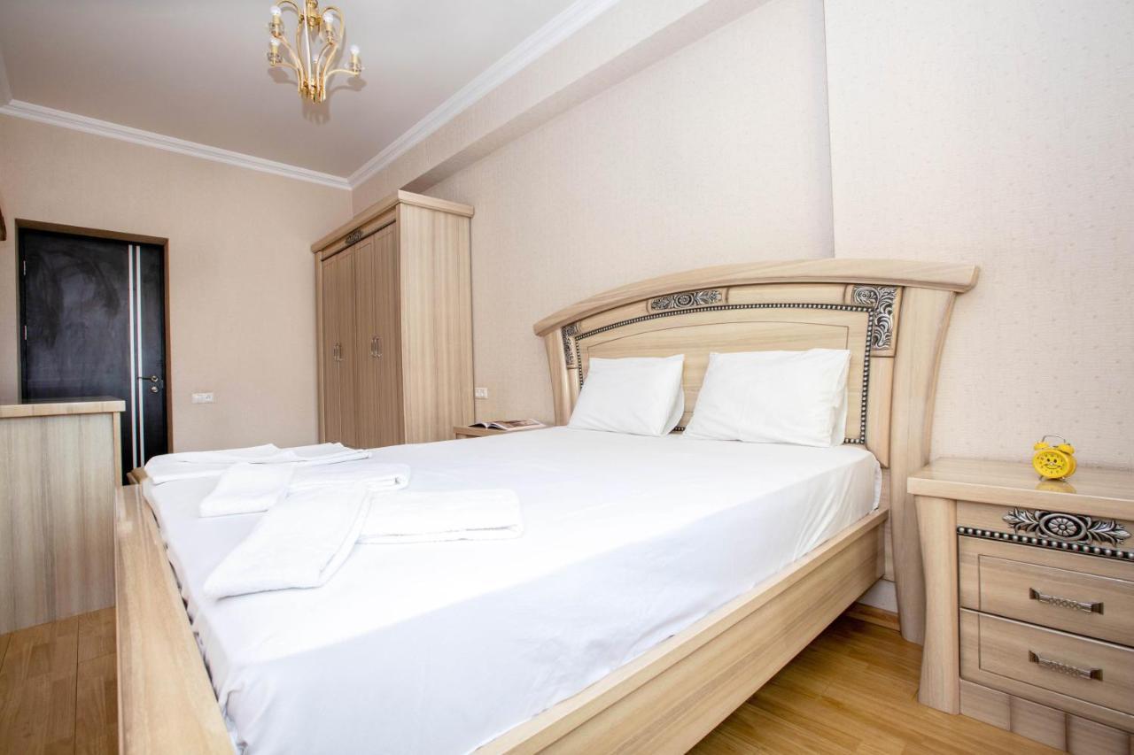 Stay Inn Apartments On Amiryan 4-6 Ереван Экстерьер фото