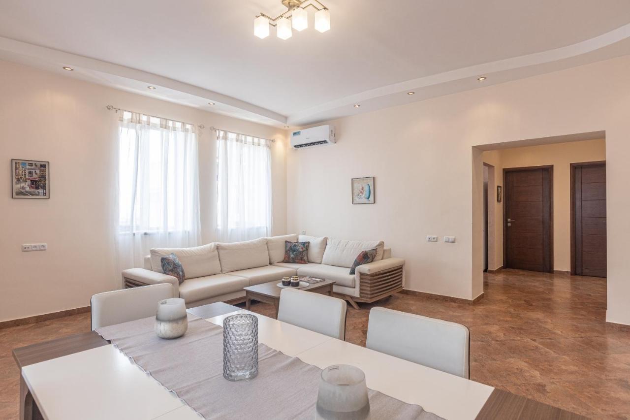 Stay Inn Apartments On Amiryan 4-6 Ереван Экстерьер фото