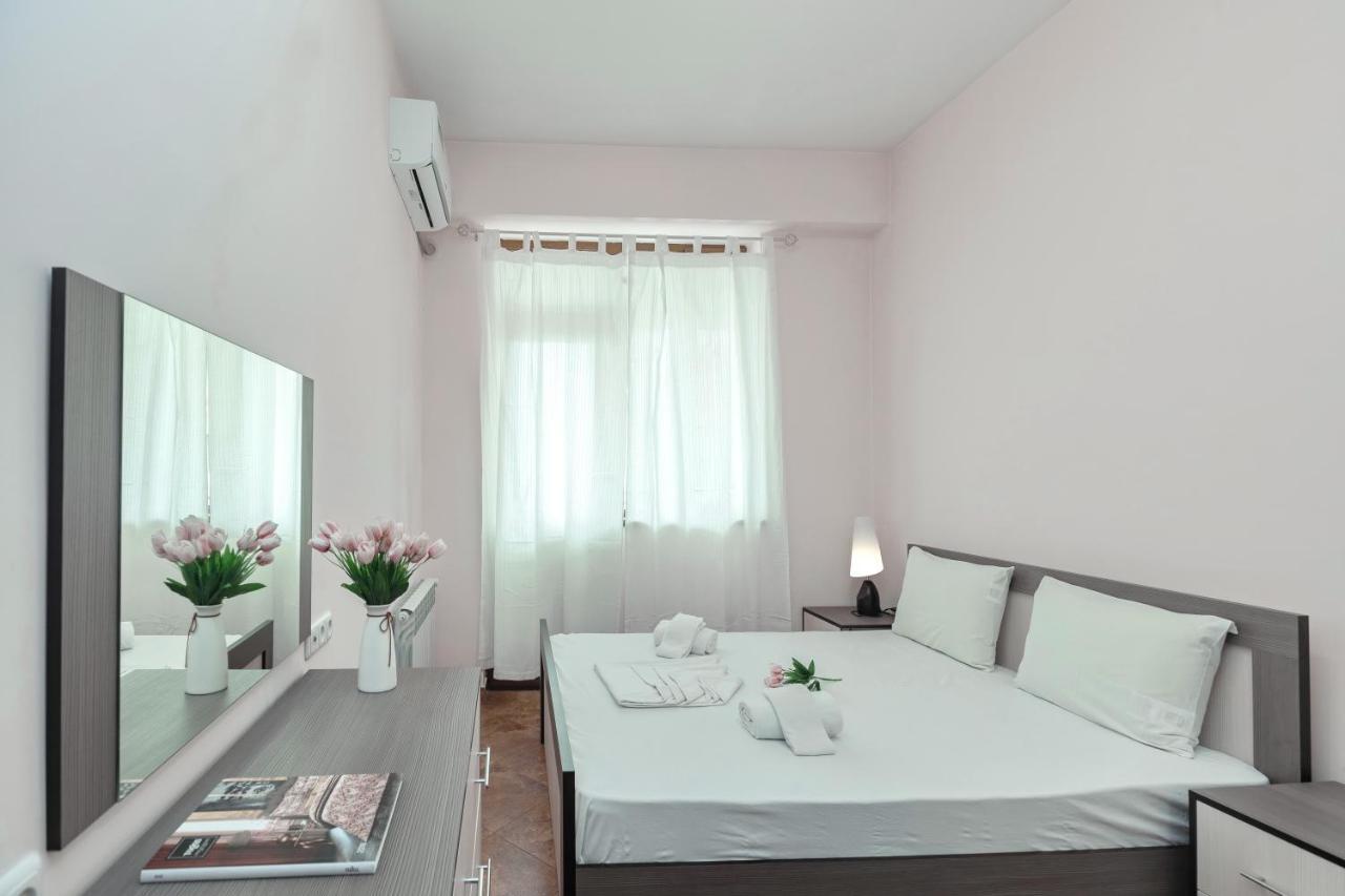 Stay Inn Apartments On Amiryan 4-6 Ереван Экстерьер фото