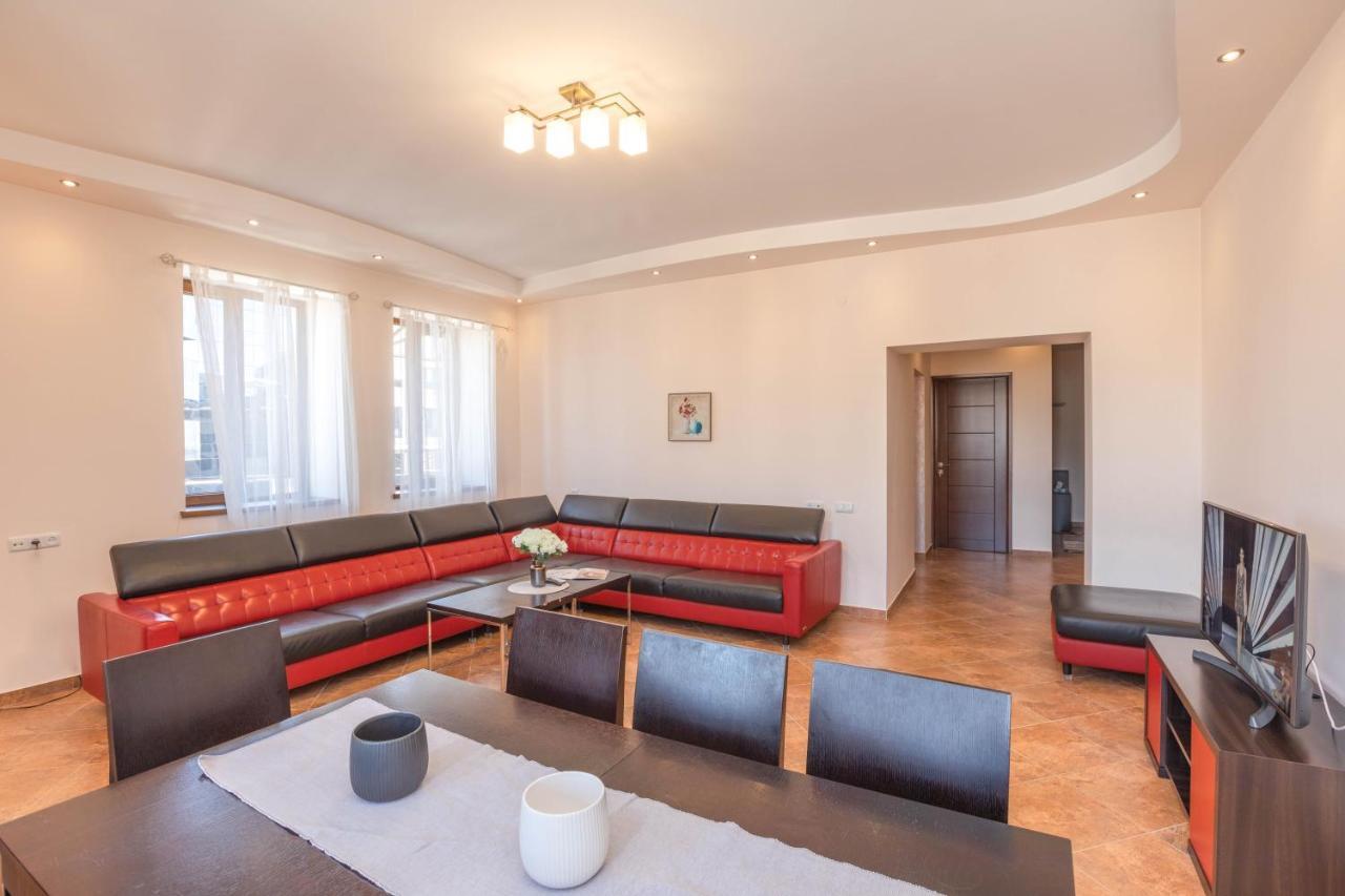 Stay Inn Apartments On Amiryan 4-6 Ереван Экстерьер фото